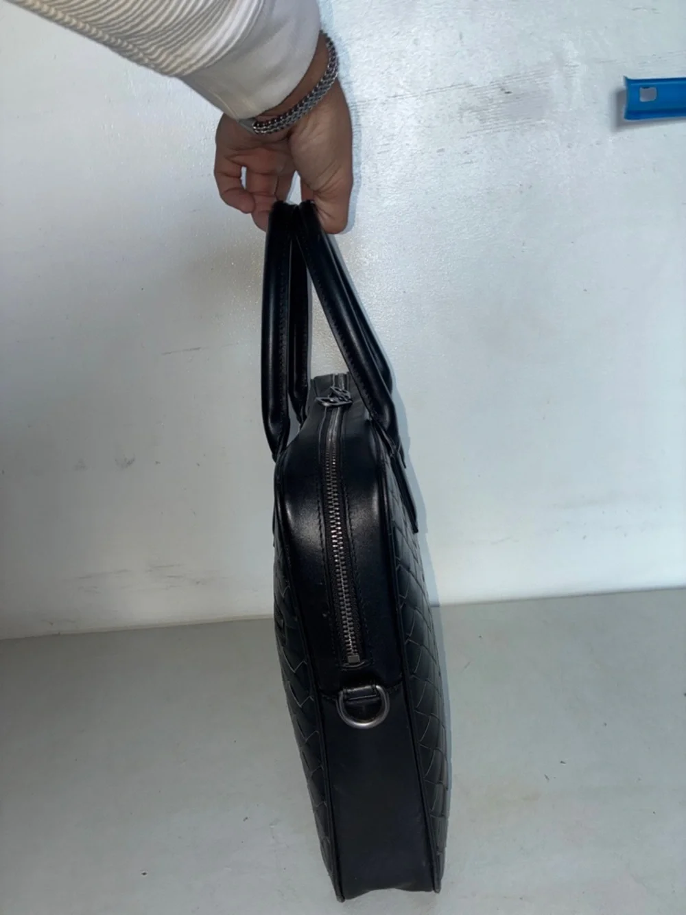 Bottega Veneta Black Intrecciato Leather Briefcase - Picture 4 of 8